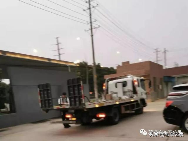 你想要的内装奢华，这台奔驰都给你，十年老S500内饰大重建