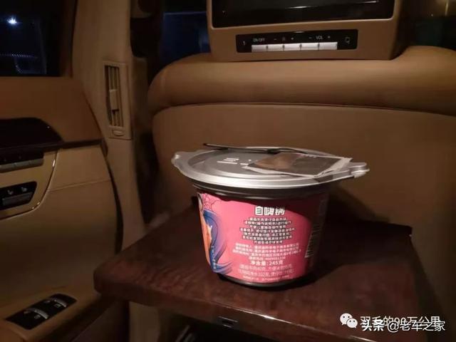 你想要的内装奢华，这台奔驰都给你，十年老S500内饰大重建