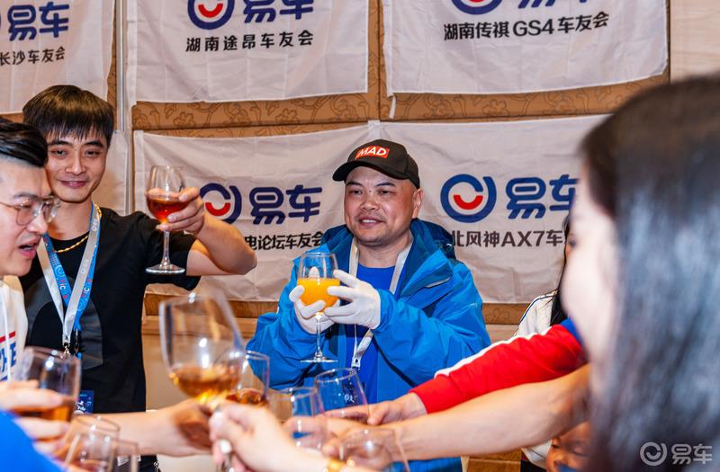 【我和易车的故事】【要颜值也要空间，不负青春不负卿——（偶遇斯柯达柯米克GT）】