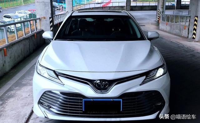 裸车19.98万提辆丰田凯美瑞，开了518公里后，不说两句憋得慌