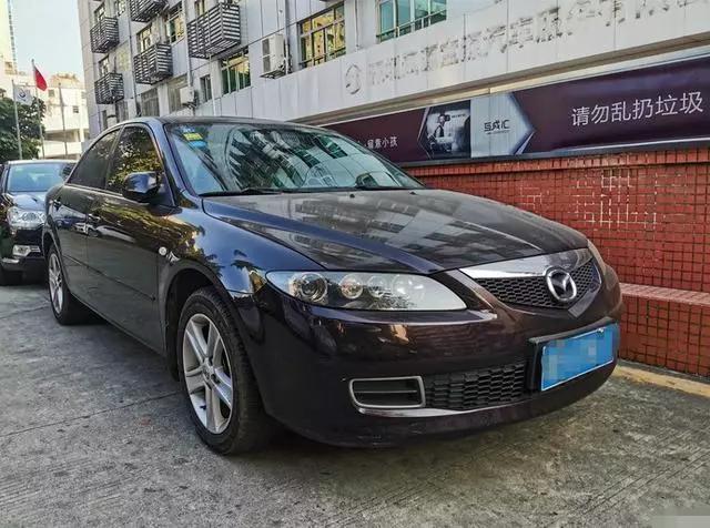 开了8年马自达，换了辆宝马525Li，车主：我只想说一句心里话