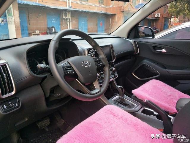 全款13.9万喜提现代ix35，用车1500公里，车主：2.0L+6AT表现不错