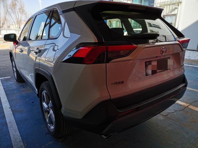 喜提RAV4新荣放，更好的生活就要到来