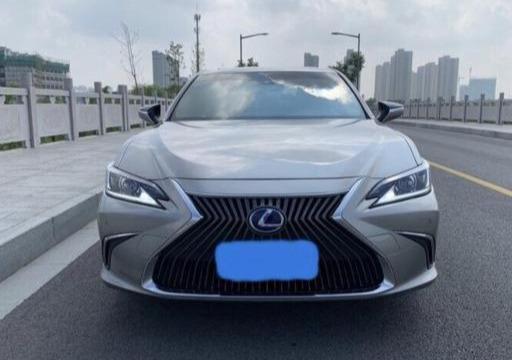 手握43万，没要沃尔沃S90而买了雷克萨斯ES，3个月后称：有话说