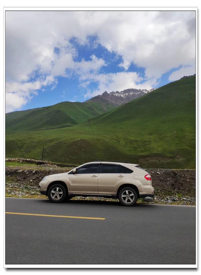 去年买元EV360，今年买宋MaxDM，人生第四辆车，三辆比亚迪