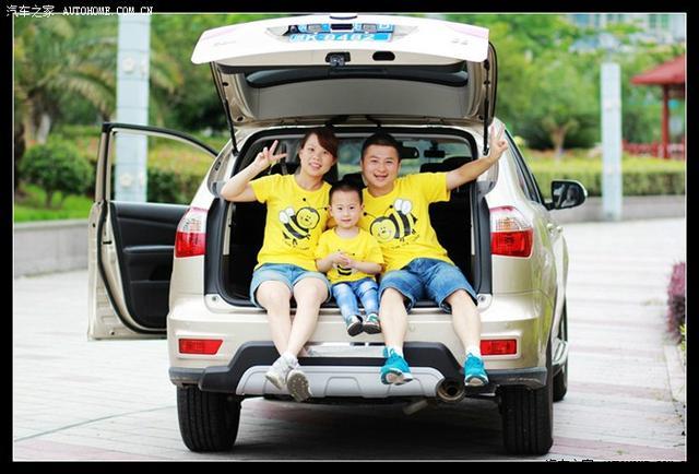 去年买元EV360，今年买宋MaxDM，人生第四辆车，三辆比亚迪