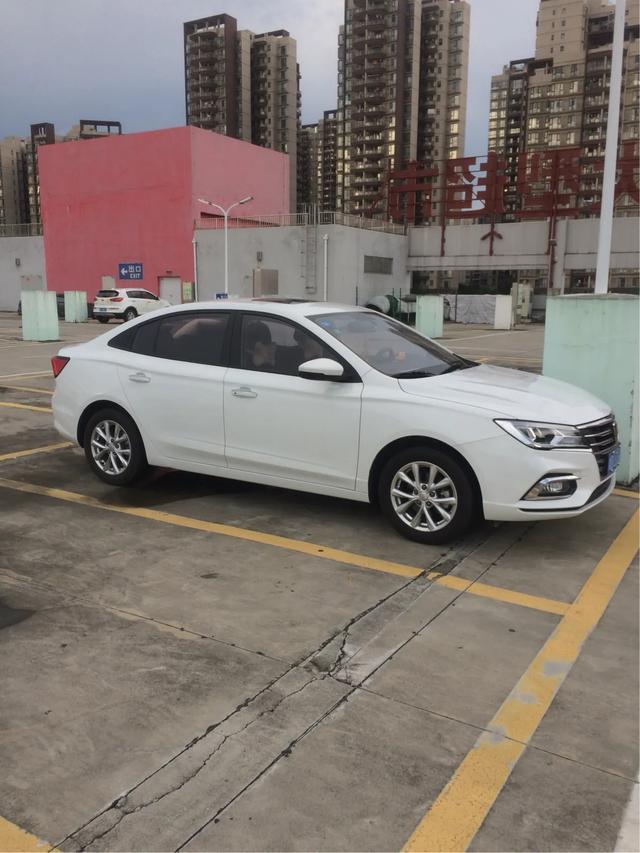 荣威i5提车1年多，谈谈优点和缺点
