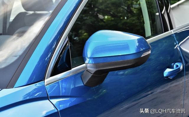 20多万最有牌面的SUV，新奥迪Q3配2.0T+全时四驱，是你的不二之选