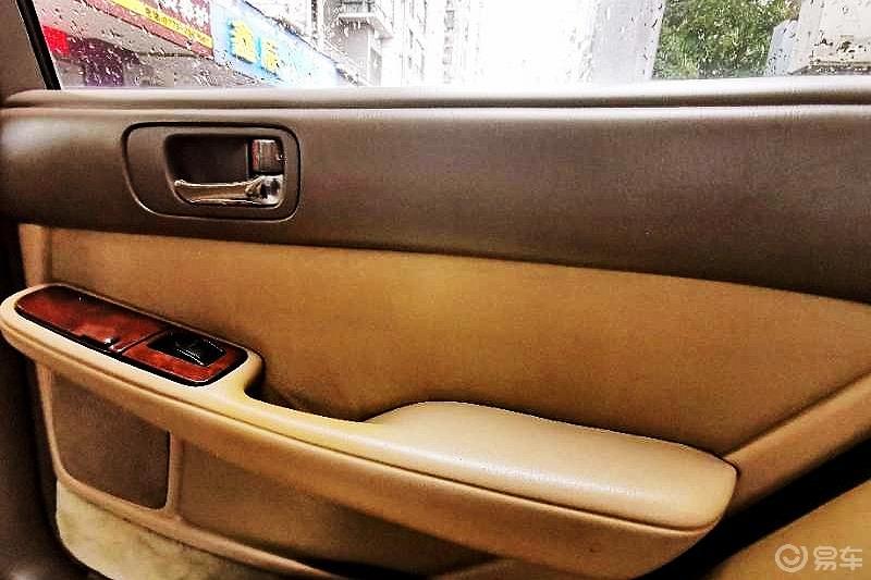【老车日记】老而弥坚，内外双修，一代传奇——雷克萨斯LS400