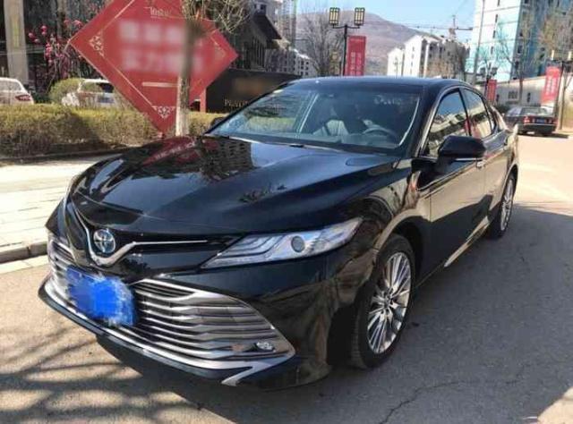 33万不要雷克萨斯ES，却提了辆凯美瑞，4600公里后车主说出了感受