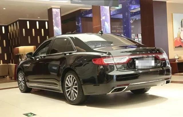 43万提了辆宝马5系，2个月后再开林肯大陆，车主：想说一句实在话
