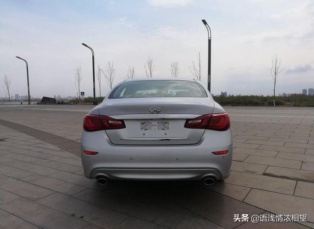花37万买英菲尼迪Q70值得吗？车主耿直地谈了用车感受
