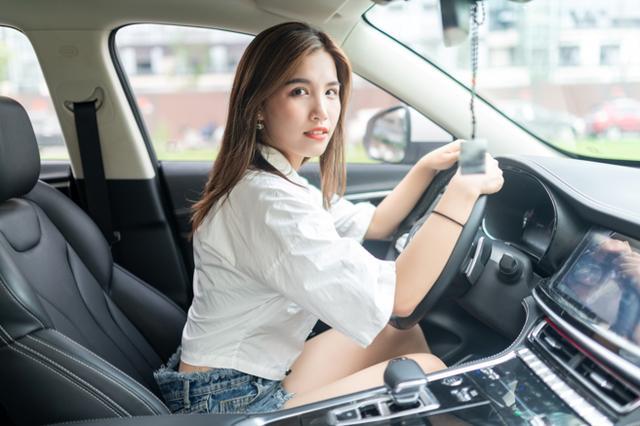 「有车有媳妇」车主分享——活拨媳妇撩爱车