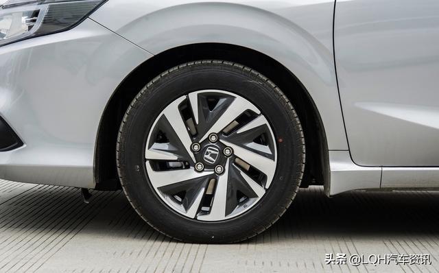 不足10万的本田“省油王”，油耗4.9L，家用车的首选