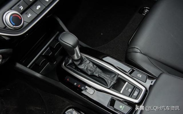 不足10万的本田“省油王”，油耗4.9L，家用车的首选