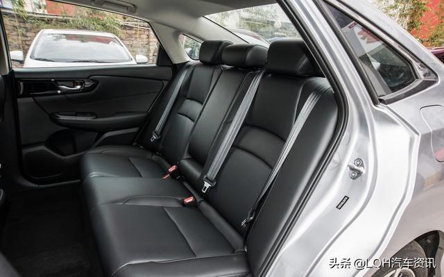 不足10万的本田“省油王”，油耗4.9L，家用车的首选