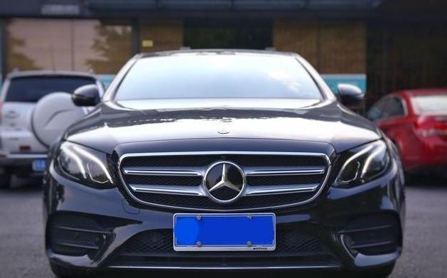 落地45万喜提奥迪A6L，1000公里后再开朋友的奔驰E300L，差距明显