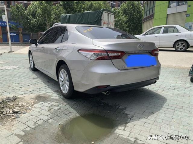 27岁喜提凯美瑞，人生中的第一辆车，各方面都很满意，这价格贵吗