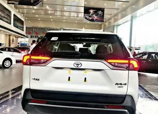 全新丰田RAV4到店，恕我直言，这应该是有史以来最好的RAV4