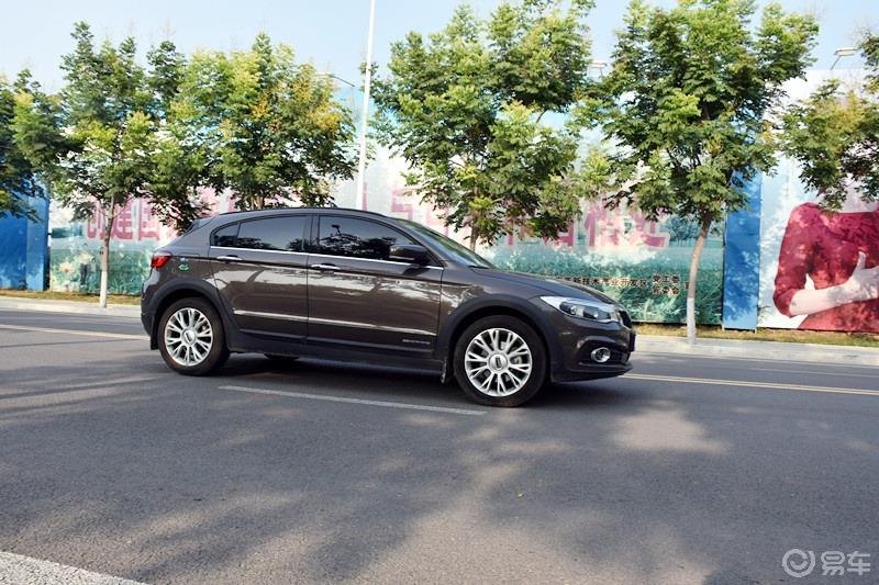 【陕西崛起】------试驾观致3都市SUV。小仙女给哥做模特。