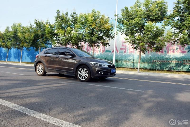 【陕西崛起】------试驾观致3都市SUV。小仙女给哥做模特。