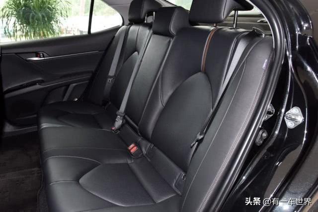 2.0L丰田凯美瑞豪华版提车记，大家看看我的价格买贵了吗？