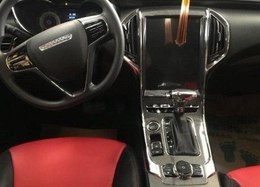 想要空间大实用的SUV，还是得买国产！拉人堪比面包车，哈哈