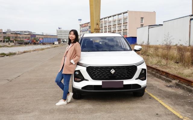 10万不到入手高颜值SUV，配1.5L+CVT，用钻石车标，开回家有面子