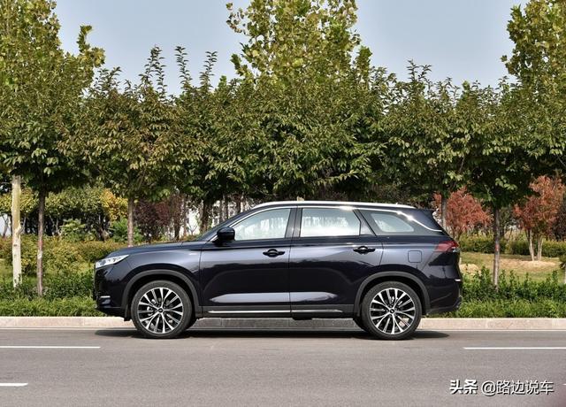 长安欧尚X7提车，终身免费维保，空间不输汉兰达，就是车标陌生