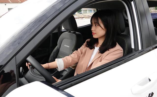 10万不到入手高颜值SUV，配1.5L+CVT，用钻石车标，开回家有面子