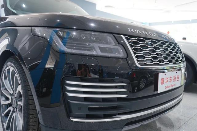 都说雷克萨斯LX570好，为何扭头提了路虎揽胜？看到实车就懂了