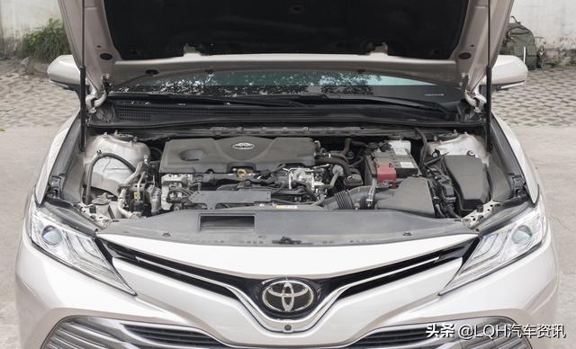 丰田最畅销的B级车，油耗4.1L，一公里3毛钱，月销16385辆