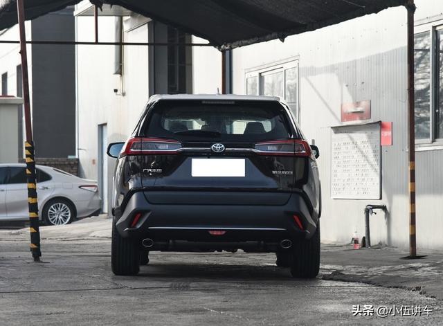 丰田又一“猛将”，号称“小汉兰达”，配2.5L+CVT，比皓影大气