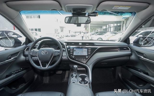 丰田最畅销的B级车，油耗4.1L，一公里3毛钱，月销16385辆