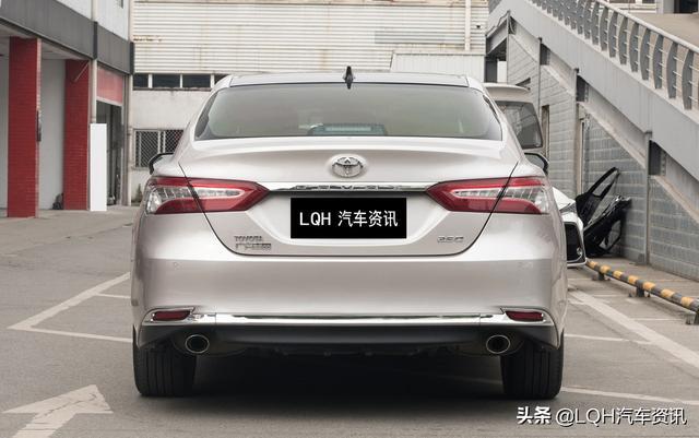 丰田最畅销的B级车，油耗4.1L，一公里3毛钱，月销16385辆