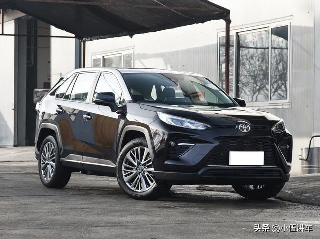 丰田又一“猛将”，号称“小汉兰达”，配2.5L+CVT，比皓影大气