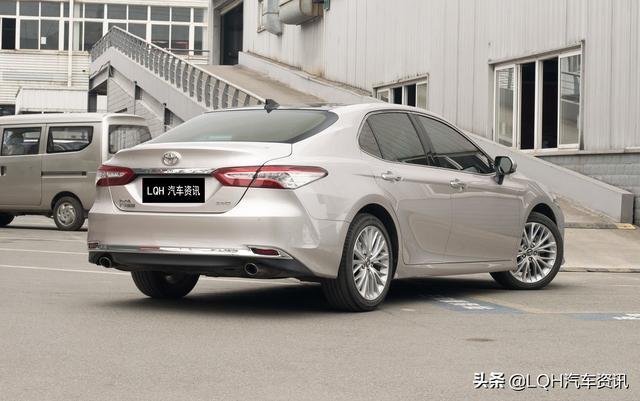 丰田最畅销的B级车，油耗4.1L，一公里3毛钱，月销16385辆
