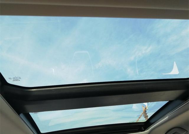 全新RAV4现场提车，有一种陶醉之感