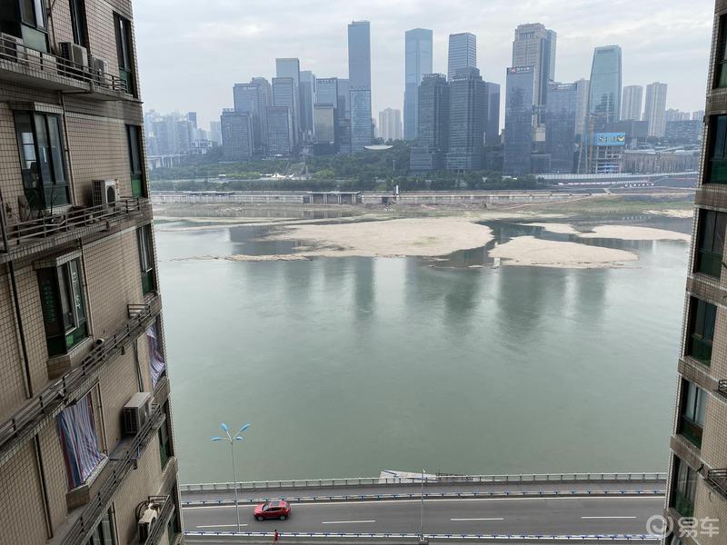 忙里偷闲，邂逅雾都