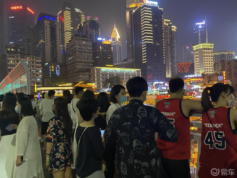 忙里偷闲，邂逅雾都