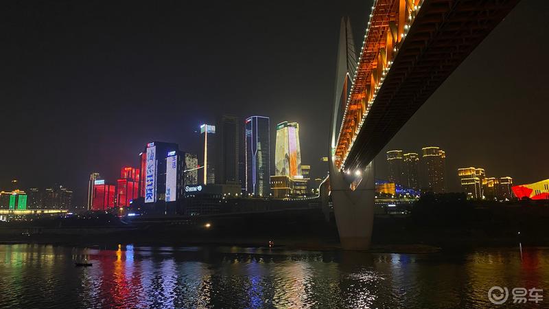 忙里偷闲，邂逅雾都
