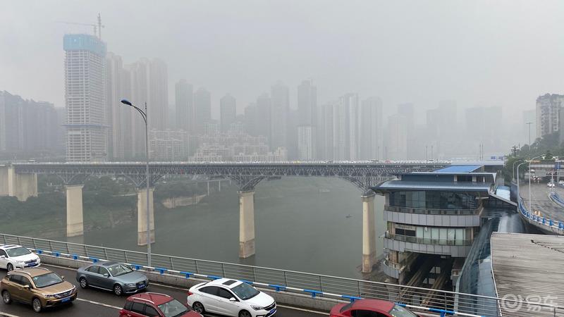 忙里偷闲，邂逅雾都