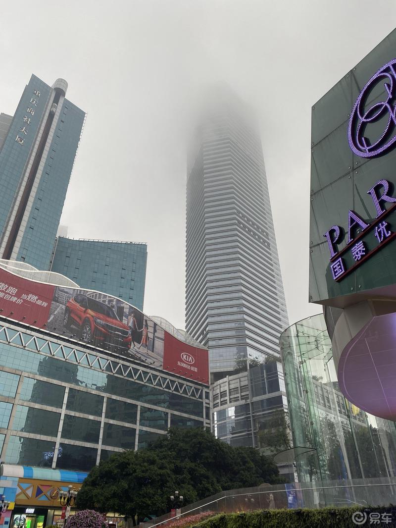 忙里偷闲，邂逅雾都
