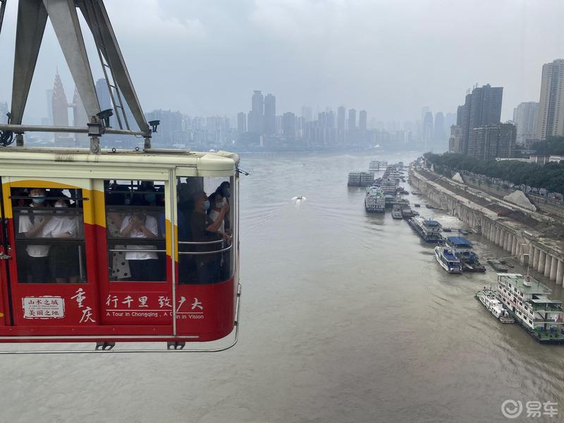 忙里偷闲，邂逅雾都
