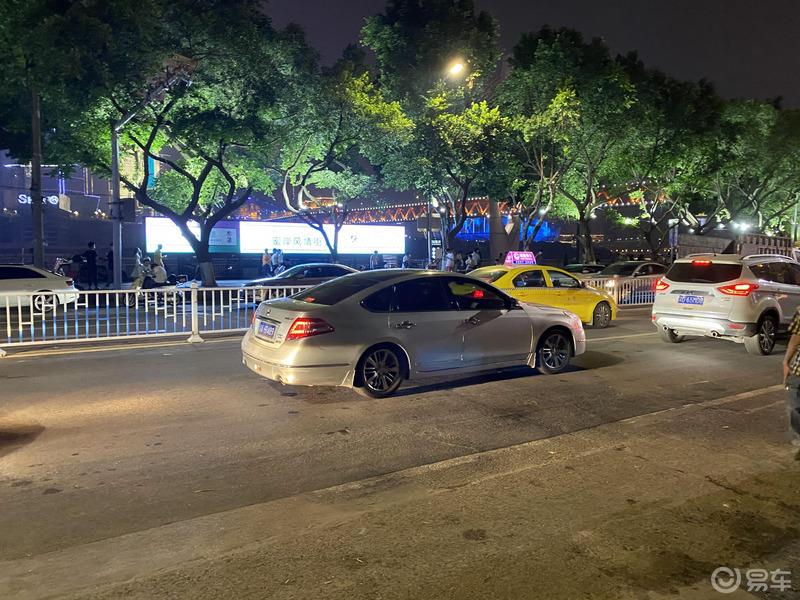 忙里偷闲，邂逅雾都