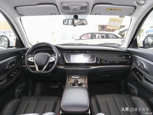 裸车9.7万喜提长安欧尚X7，用车1500公里后，车主：空间太满意了