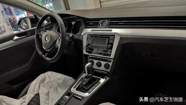 放弃十代雅阁，买了1.4T大众迈腾，车主坦言：小马拉大车，不存在