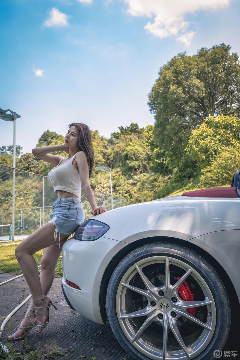 撩妹神器保时捷-718 Boxster，敞篷美女大长腿全都有！