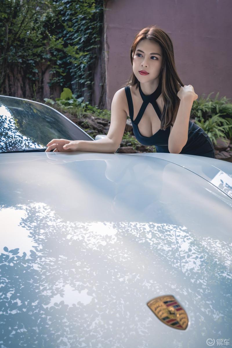撩妹神器保时捷-718 Boxster，敞篷美女大长腿全都有！