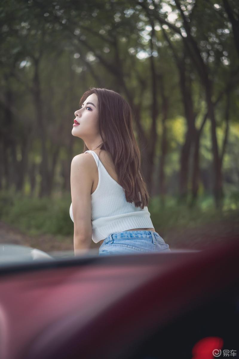 撩妹神器保时捷-718 Boxster，敞篷美女大长腿全都有！